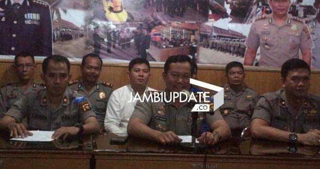 Press release Polres Tanjab Barat siang ini (31/12)