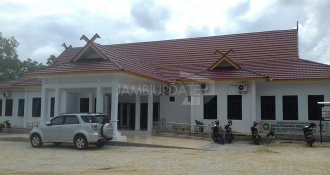 Kantor pelayanan perizinan terpadu Kabupaten Bungo.