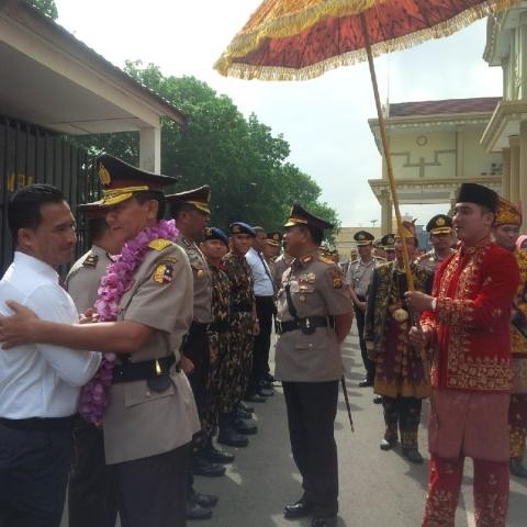 Polda Jambi menggelar perpisahan dengan Brigjen Pol Lutfi Lubihanto dan penyambutan Brigjen Pol Musyafak 