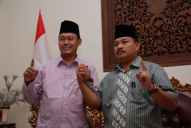 Sukandar dan Hamdi saat Pilkada Tebo beberapa tahun lalu