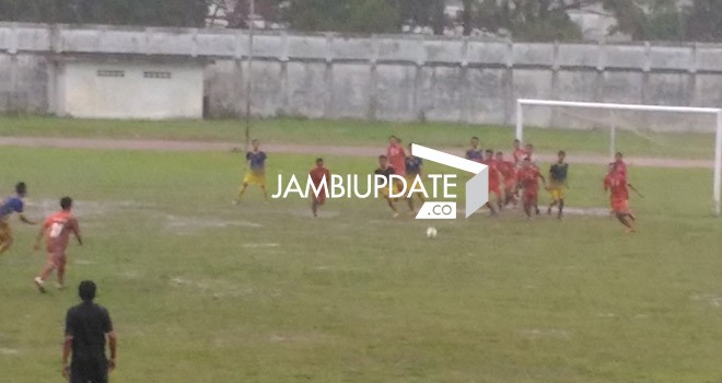 Pertandingan Muaro Jambi kontra Sarolangun (17/1)