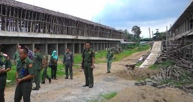 Proyek Pasar Angso Dup Jambi.