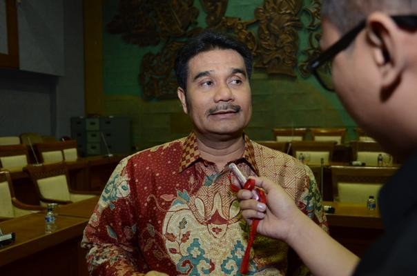  Ketua DPD Partai Gerindra Provinsi Jambi, Sutan Adil Hendra (SAH).