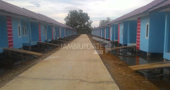 100 unit rumah bagi nelayan yang kurang mampu, Rumah bantuan ini berlokasi di Desa Majelis Hidayah Kecamatan Kuala Jambi.