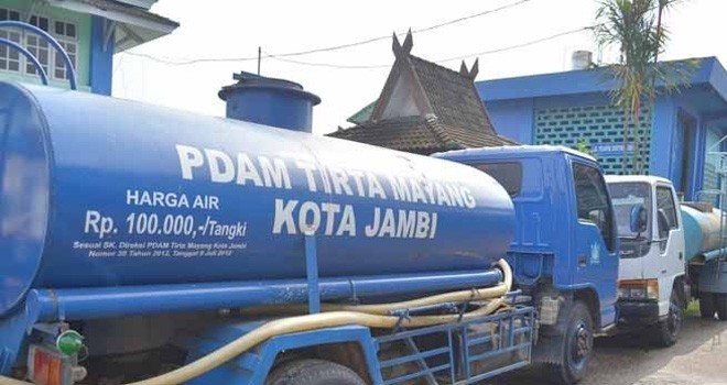 Perusahaan Daerah Air Minum (PDAM) Tirta Mayang Kota Jambi