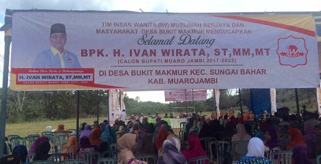 IW bersillaturrahmi dengan anggota BKMT di Sungai Bahar