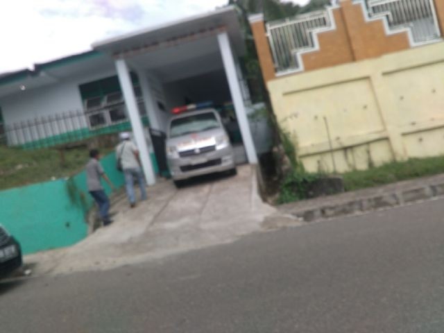 Jenazah anggota Brimob saat sampai di RSU Raden Mataher Jambi