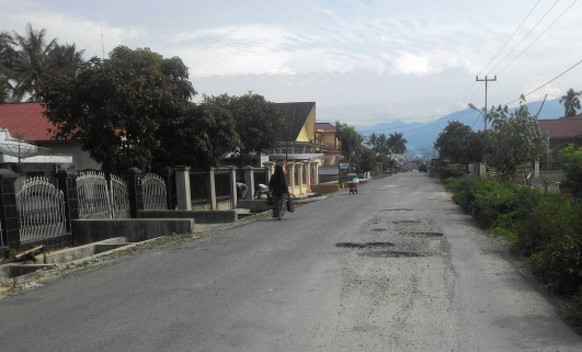 Kondisi Jalan milik Provinsi Jambi di Kabupaten Kerinci yang rusak
