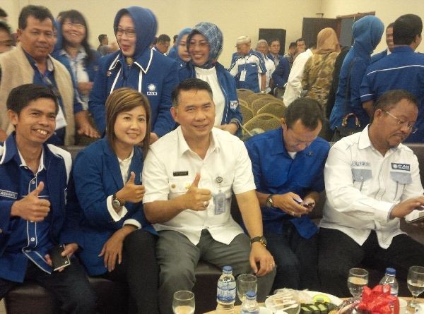 SY Fasha bersama kader PAN di Musda DPD PAN Kota Jambi