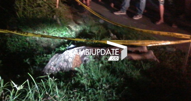 Mayat Sutini yang ditemukan warga di Jalan Pattimura, Kenali Besar, Subuh pagi tadi (9/3)