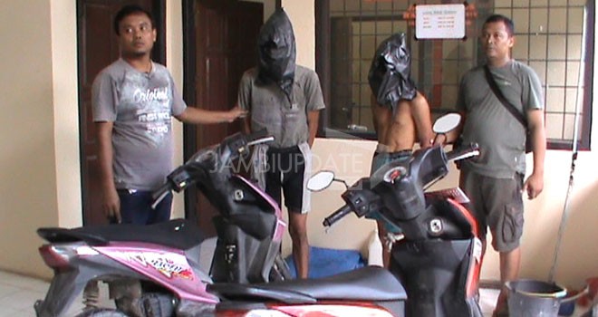 Dua pelaku begal, yakni berinisial D (35) dan UF (34) diamankan Polisi sektor Muarabulian.