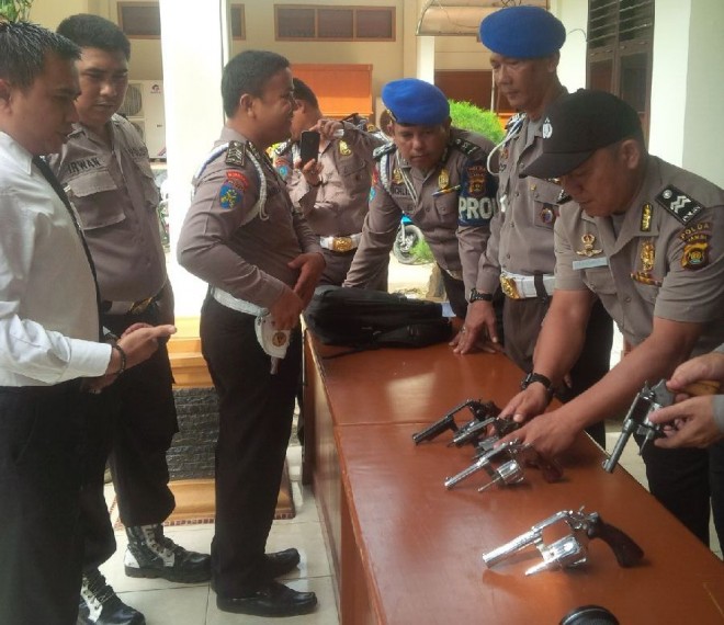 Polda Jambi pagi ini (14/3) juga melakukan pemeriksaan senjata anggotanya
