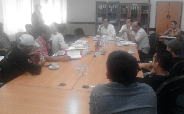 Hearing pendemo dengan DPRD Kota Jambi