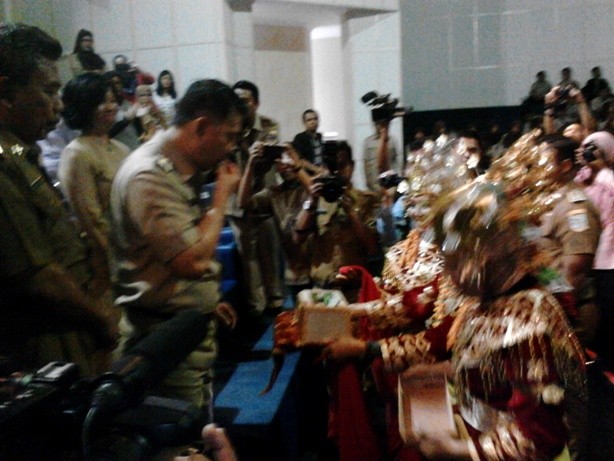 Pagelaran Seni di Taman Budaya Jambi Sungai Kambang dihadiri oleh Wako SY Fasha
