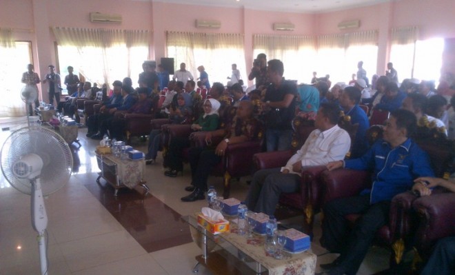 Sejumlah kandidat Cabup Tebo menghadiri acara pelantikan ketua DPD PAN Tebo siang ini (3/4)