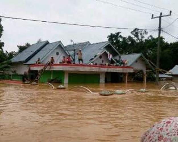 Banjir Bandang yang terjadi di Sarolangun beberapa waktu lalu akibat aktivitas PETI.