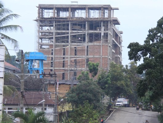 Pembangunan Gedung VIP RSUD Raden Mattaher.