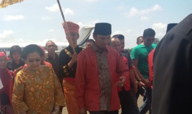 Ketum DPP PDIP Megawati dan Ketua DPD PDIP Provinsi Jambi Edi Purwanto