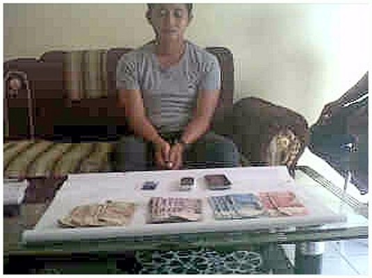 Tersangka Mardiansyah dan barang bukti yang diamankan anggota Polres Tebo. 