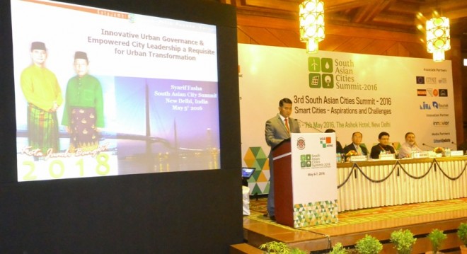 Wako Fasha saat menjadi pembicara di SOUTH ASIAN CITIES SUMMIT 2016 yang berlangsung di New Delhi India.