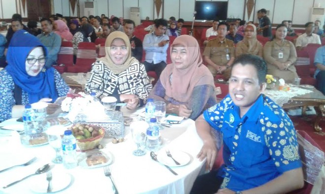 Gubernur Jambi Coffe Morning dengan Pemimpin Redaksi dan wartawan cetak, elektronik dan online.