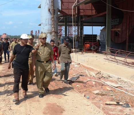 Bupati Sarolangun, Cek Endra.