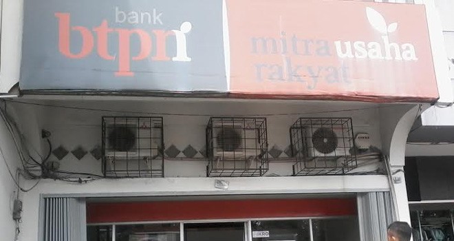 Bank BTPN yang dibobol maling.