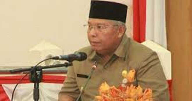 Bupati Tanjabbar Dr. Ir. H. Safrial, MS