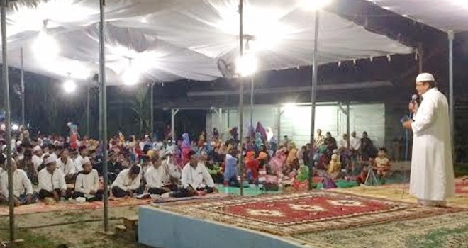 Cabup Muaro Jambi H Ivan Wirata (IW)menghadiri acara bersholawat bersama masyarakat Kecamatan Bahar Selatan.