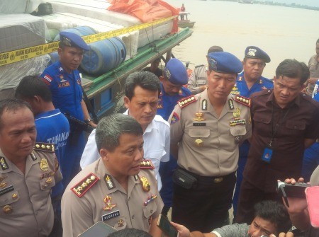 Waka Polda Jambi, Kombes Pol Nugroho Aji saat memberikan keterangan pers.