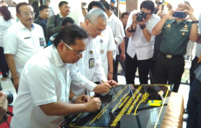 Peresmian Kantor Balai Wilayah Sungai Sumatera (BWSS) VI yang berlokasi di Jl. Jambi - Muarobulian, Muaro Jambi (1/6).