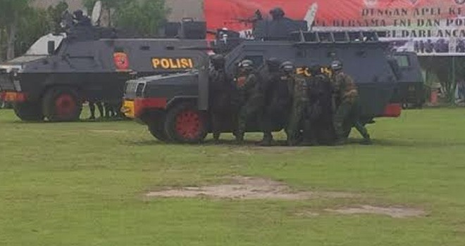 Satuan Anggota TNI dan Brimob