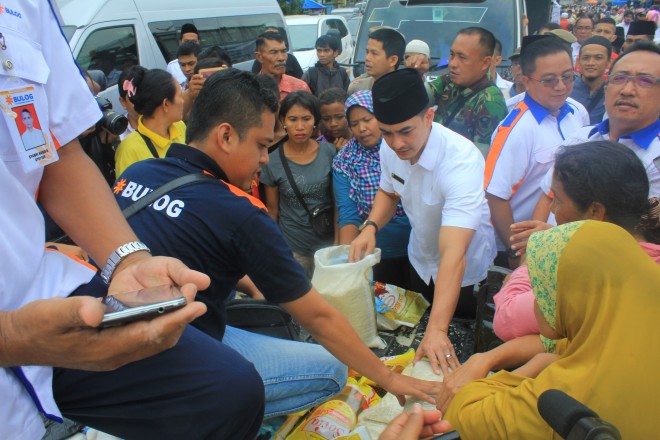 Zumi Zola tinjau operasi pasar gulo di Angso Duo