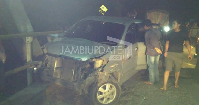 Laka Lantas di Jembatan Muara Tebo.