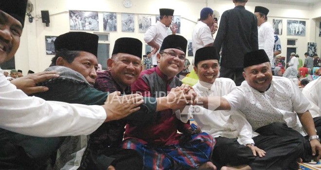 IW saat menghadiri buka puasa bersama di PDIP Minggu (19/6)