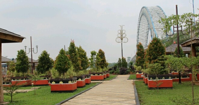 Taman Selaras Pinang Masak Muara Sabak.