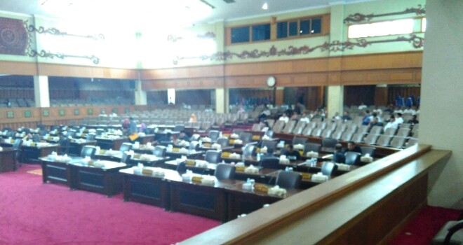 Ruang rapat paripurna DPRD Provinsi Jambi.
