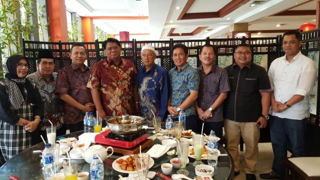 Delapan DPC ini ikut memberi santunan untuk korban insiden mudik lebaran di Brebes yang diserahkan melalui DPP Demokrat