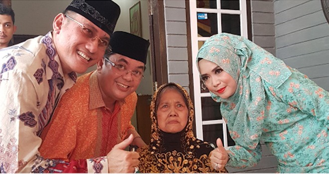 Ivan Wirata beserta istri Hj.Karyani Ahmad bersilaturahmi dg Keluarga Besar H.Dodi Sularso.SH sekaligus Minta Doa Restu dari Ibunda tercinta dodi Sularso.