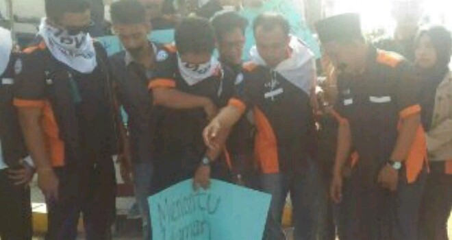 Aksi demo Persatuan Wartawan Bungo (PWB).