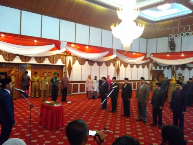 Susana pelantikan enam pejabat pemenang lelang jabatan.