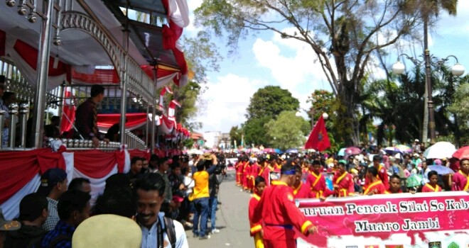Pawai Pembangunan di Jambi.