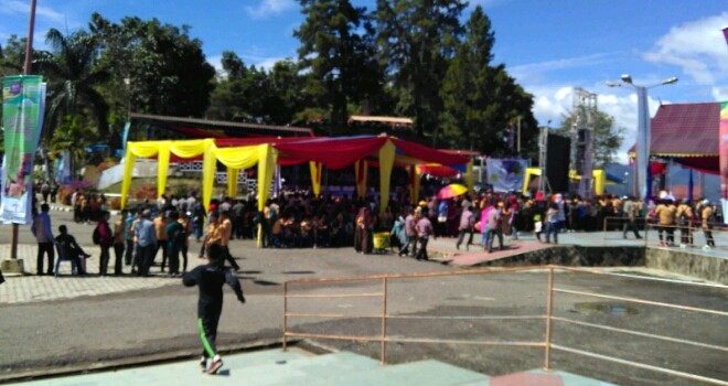 Pembukaan Festival Masyarakat Peduli Danau Kerinci.
