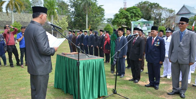 Walikota Jambi Sy Fasha, saat melantik pejabat eselon II, III, dan IV, Kamis (25/8).