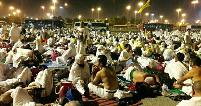 Jamaah haji Jambi saat Mabit di Muzdalifah.