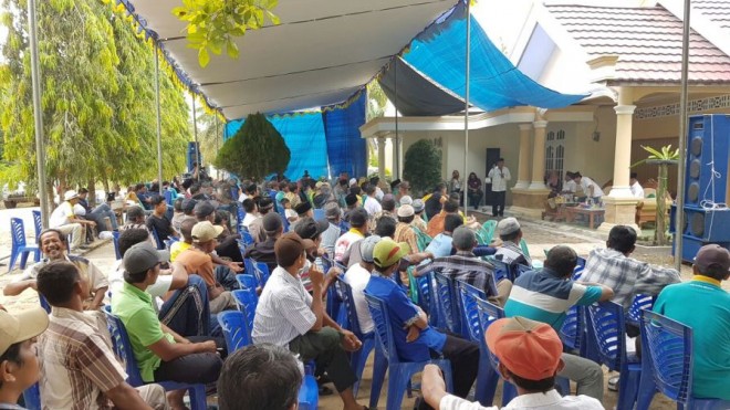 Pasangan IDOLA bersama ratusan Masyarakat Bahar Utara