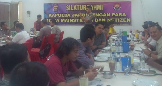 Kapolda Jambi melakukan silahturahmi dengan Media dan Netizen.