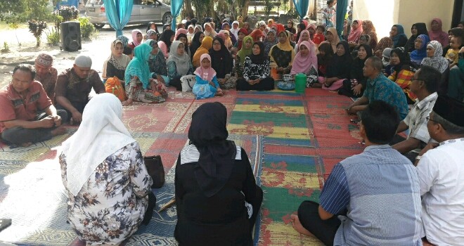 Suasana Sosialisasi BAGUS oleh Partai Demokrat dengan Warga Kumpe Ulu.