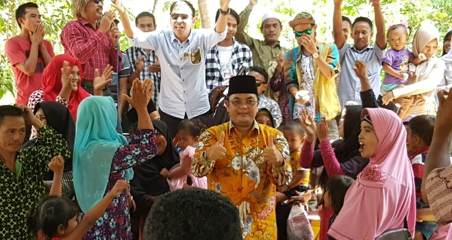 Kunjungan calon Bupati Muarojambi di Sungai Gelam.
