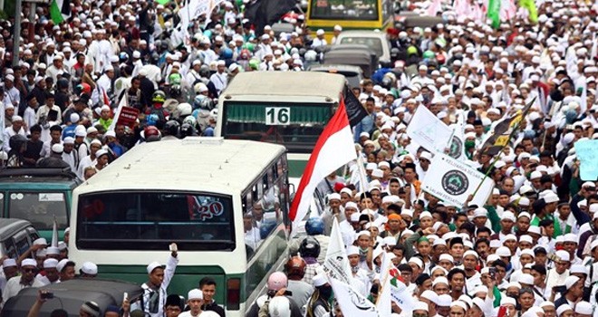 Aksi massa ormas Islam di Jakarta, 14 Oktober 2016. <i>Foto: dok.JPNN.com</i>
